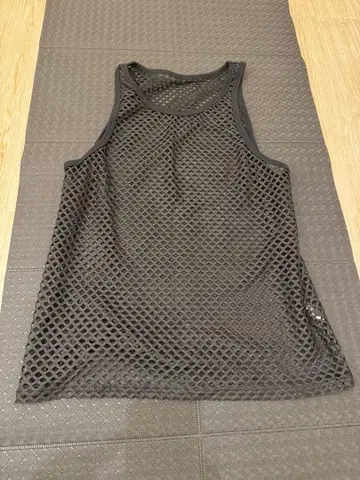 블랙 메쉬 탱크탑 M