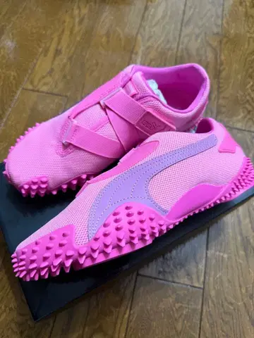 새상품 25.5cm 푸마 모스트로 핑크