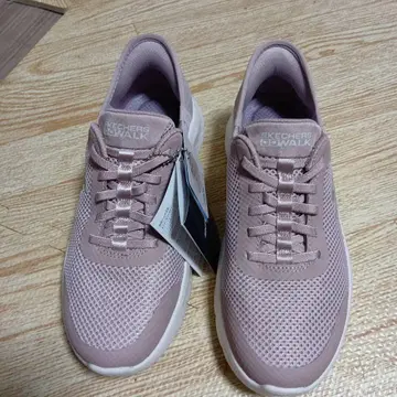 새상품 - SKECHERS GO WALK 핑크 슬립인입니다.