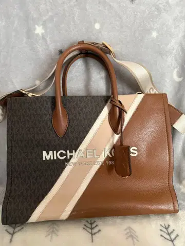 MICHAEL KORS 토트백