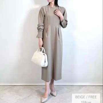 그린 라벨 릴랙싱 라인 절개 I 라인 원피스