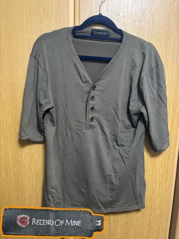 Recency Of Mine 카키 반팔 셔츠