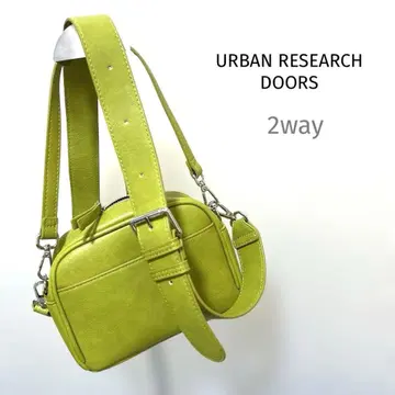 새상품급 어반 리서치 도어스 라임 그린 숄더 핸드백 18x14x7