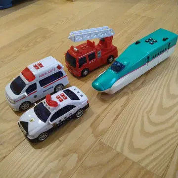 완구 세트 (구급차, 소방차, 순찰차, 신칸센)