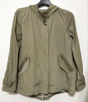 드로와트 로트레아몽 Droite lautreamont 마운틴 후드티