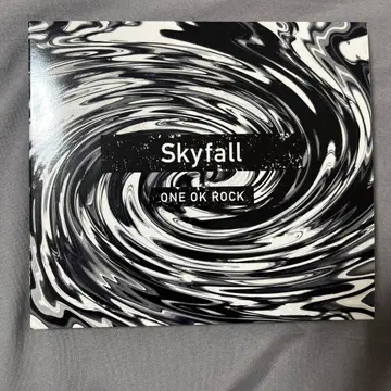 ONE OK ROCK Skyfall 회장 한정판