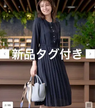 [ 택 포함 새상품 ] 펄 버튼 플리츠 원피스