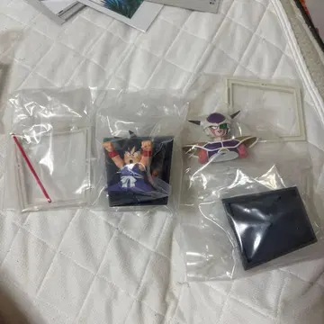 제일복권 DRAGON BALL 40th 그 두 번째 E상 피규어 2종