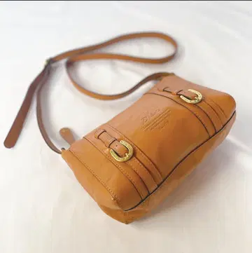 [ 다코타 ] 천연 가죽 가죽 숄더백 카멜 사선 크로스백