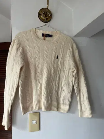 랄프 로렌 케이블 니트 스웨터