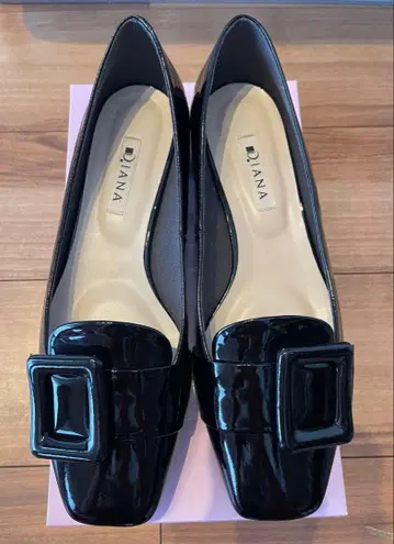 DIANA 블랙 플랫슈즈 버클 포함