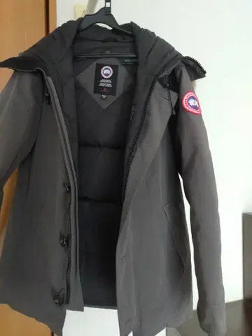 Canada Goose 다운 자켓 그레이 퍼 포함