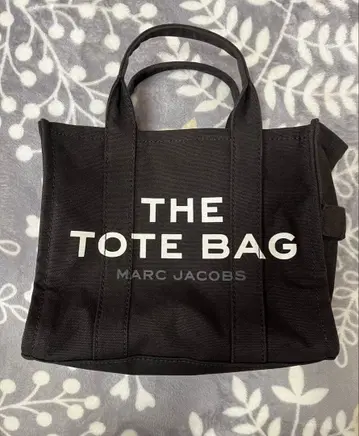 MARC JACOBS 더 토트 백 블랙