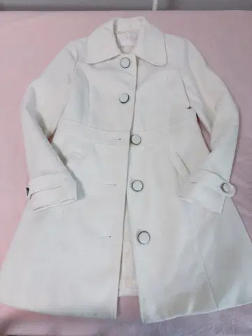 LIZ LISA 화이트 롱 코트 사이즈 F