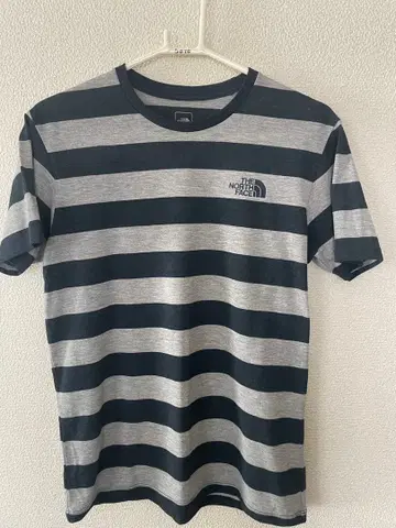 THE NORTH FACE 스트라이프 티셔츠