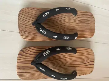 mxmxm 매지컬 모쉬 미스핏츠 일본 나막신 샌들