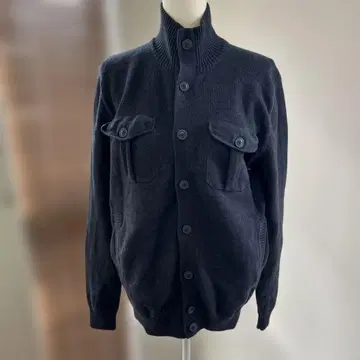 네이비 컬러 울 혼방 가디건