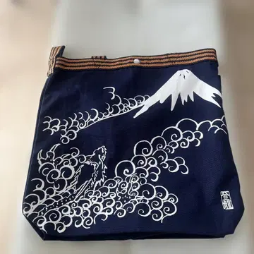 후지산 토트백