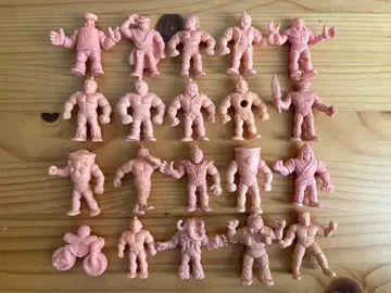 근육맨 지우개 왕위 쟁탈전 이후 페일 오렌지