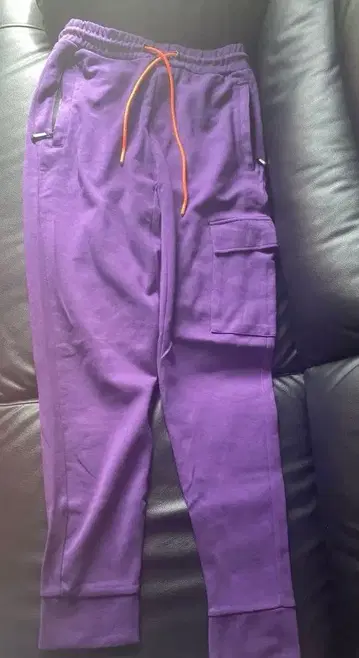 ZARA 퍼플 스웨트 팬츠
