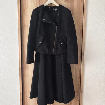 COMME CA ISM CONTEMPORARY 블랙