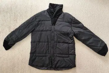 블랙 다운 자켓 벨벳 옷깃