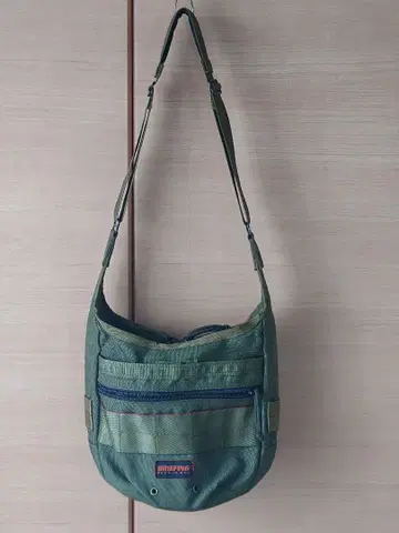 BRIEFING DAY TRIPPER S 숄더백