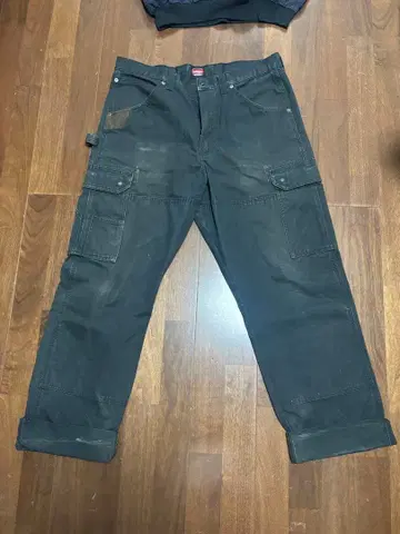 Wrangler WORKWEAR 블랙 데님 카고 팬츠