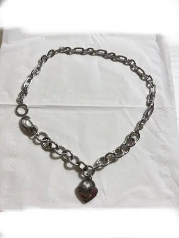실버 하트 목걸이