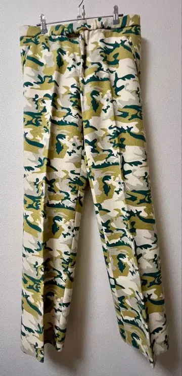 ALEXANDER McQUEEN 카모플라쥬 프린트 팬츠