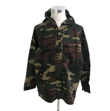 카모플라쥬 후드 부착 자켓 NEYRIES 마운틴 파카