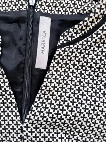 MARELLA 폴카 도트 반팔 무릎 기장 원피스