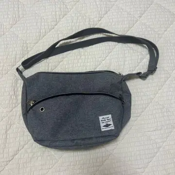 그레이 폴리에스테르 숄더백