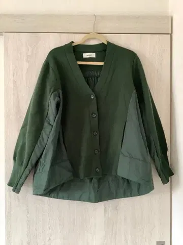 마차트 퀼팅 도킹 니트 가디건 니트