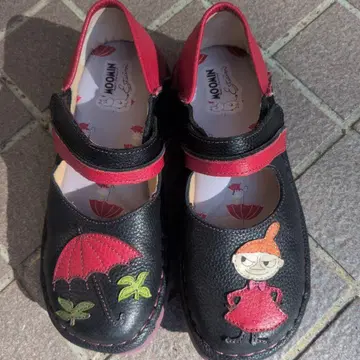 무민 스트랩 신발