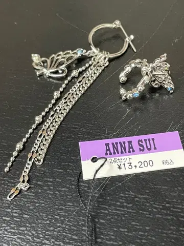 ANNA SUI 나비 모티브 귀걸이와 이어커프 세트, 새상품