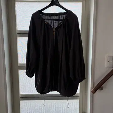 지퍼 달린 자켓