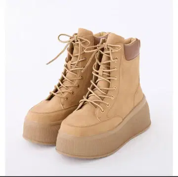 볼륨 밑창 트레킹 숏부츠