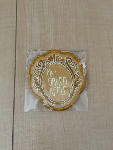 Mrs. GREEN APPLE 자수 패치
