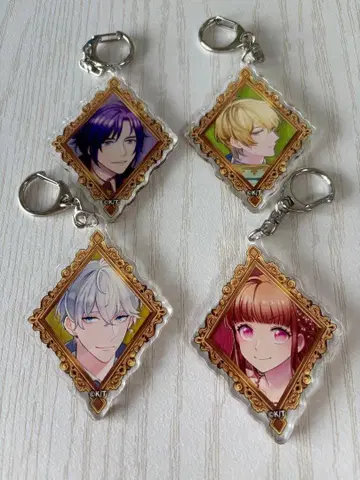 치트 형 키링 4개 세트