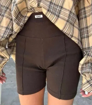 BLONDEY 바이커 숏팬츠