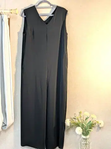 새상품급 URBAN RESEARCH DOORS V넥 올인원