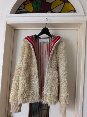 sunaokuwahara 베이지 퍼 자켓