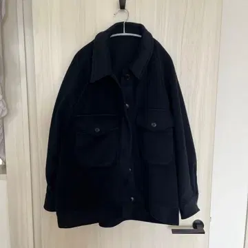 Uniqlo : C 오버 사이즈 자켓 네이비 L 시착만 한 상품