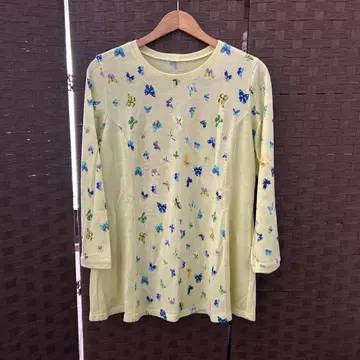 릴리안 뷰티 긴팔 니트 튜닉 L 새상품