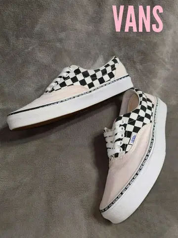 VANS ERA 체크 무늬 깃발 핑크 x 블랙 스니커즈
