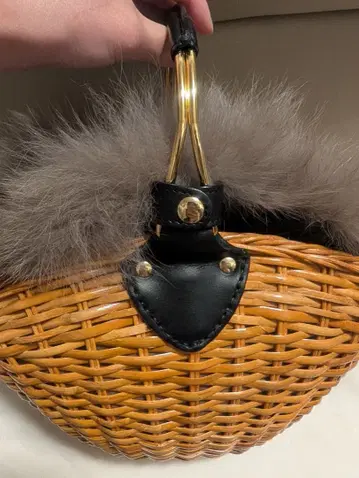 비올라돌로 퍼 카고백