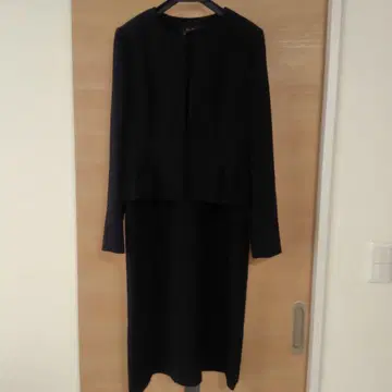 블랙 포멀 원피스 수트