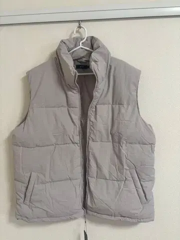 [ 가성비 ] 그레이 퀼팅 다운 베스트 슬리브리스
