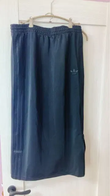 adidas 블랙 롱 스커트 미사용품 레어